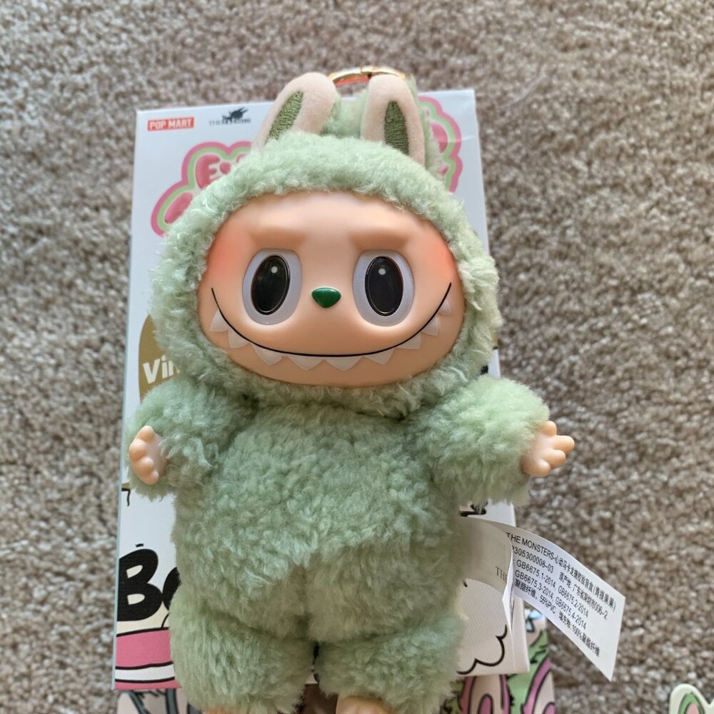 Labubu The Monsters Exciting Macaron GreenGrape - Picture 6 of 9